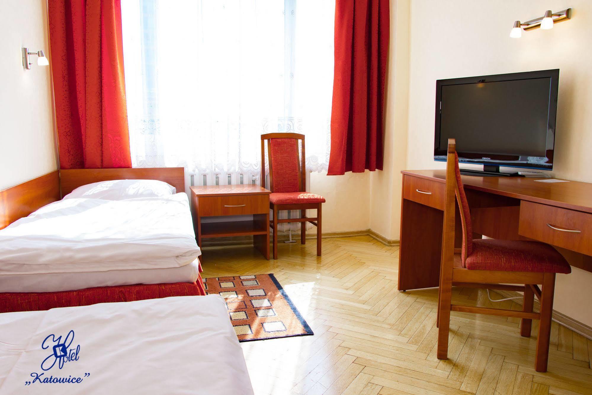 Hotel Katowice Economy Kültér fotó